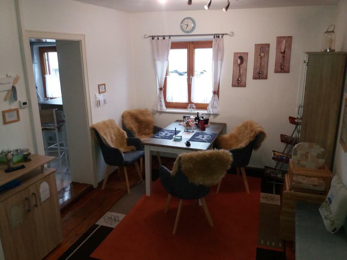 Ferienwohnung Lispet Neuötting المظهر الخارجي الصورة